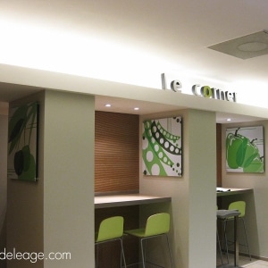Signalétique restaurant d'entreprise — Décoration et piège à sons
