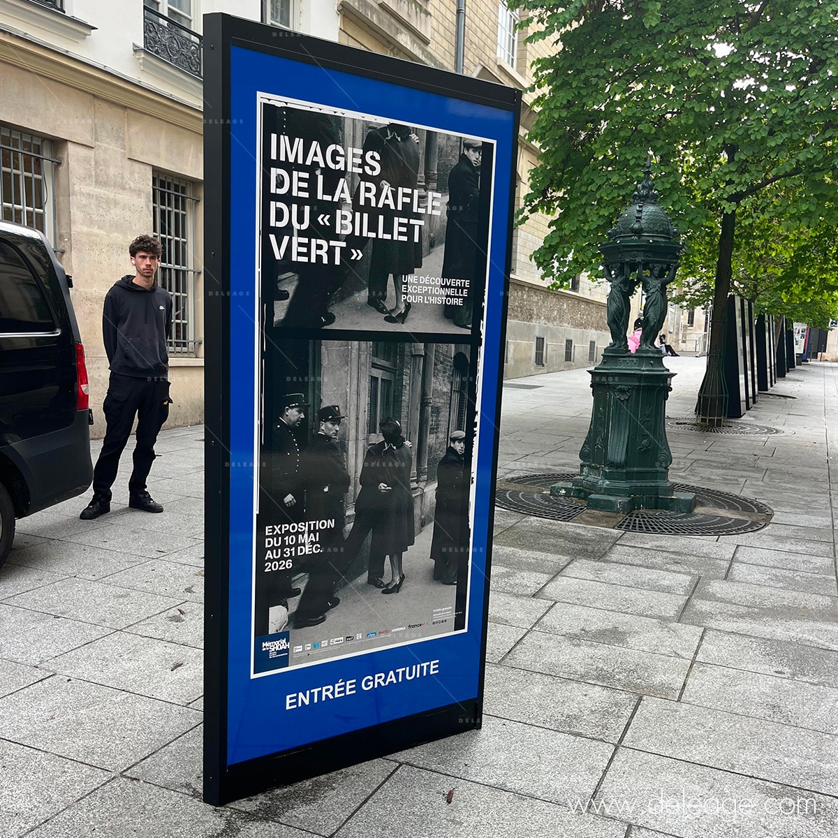 pyramide-memorial-shoah-exposition-simone-veil-mes-soeurs-et-moi.jpg