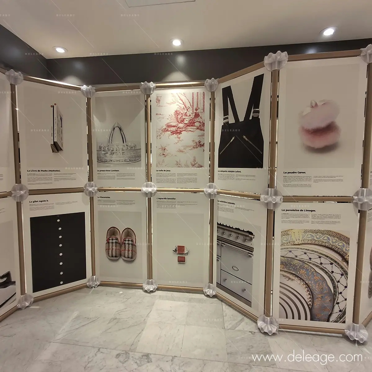 8-easystand-mur-panneaux-toile-de-jouy-limoges Panneau « De l'objet à l'expo… puis EasyStand » sur structure EasyStand au BHV Marais.
